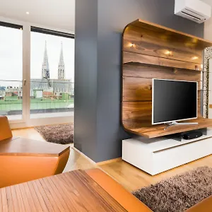 Votivpark Serviced Апартаменты