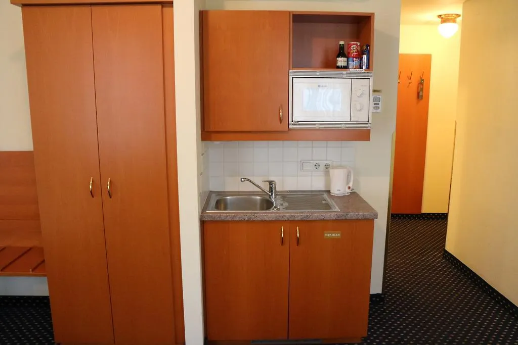 Suite Hotel 900 M Zur Oper Vienna
