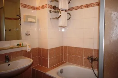 فندق أجنحة 900 متر تْسور أوبر فيينا